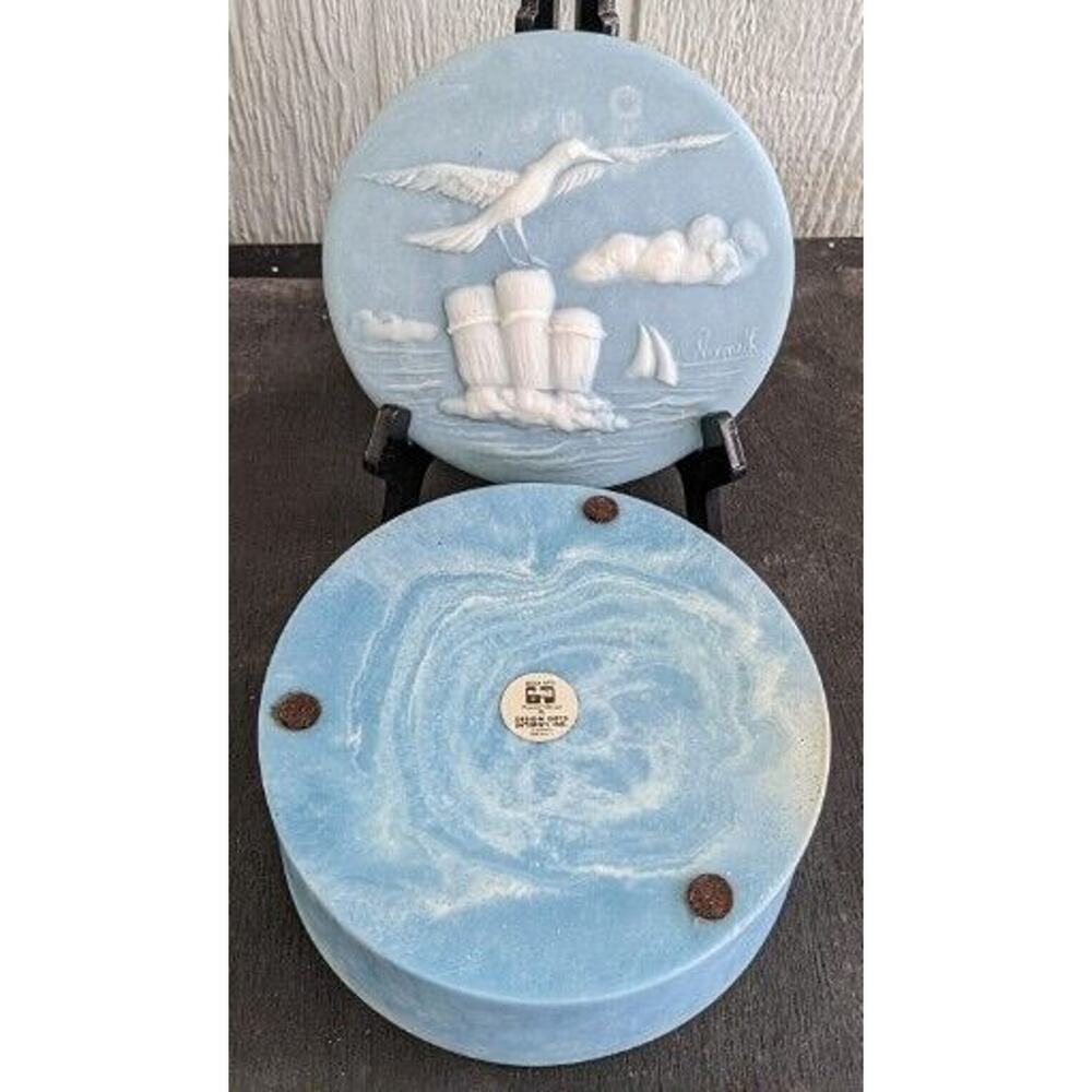 VTG Genuine Blue Incolay Trinket Box Robert Nemith Handcrafted Seagulls Nautical - Picture 2 of 8